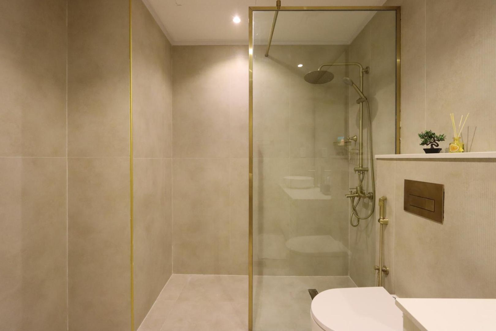 Livbnb-stylish 1b With Spacious Balcony In Jvc *